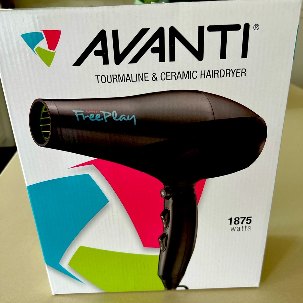 Brand new never used Avanti Free Play hairdryer